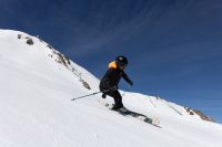 Best Men's All-Mountain Skis for Powder