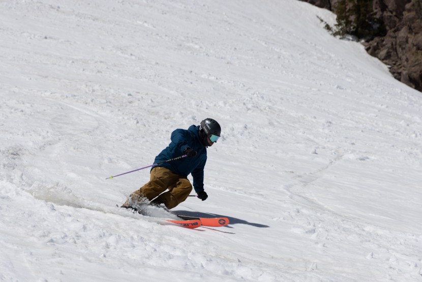 progressive flex zones help the rustler 9 handle rough snow...