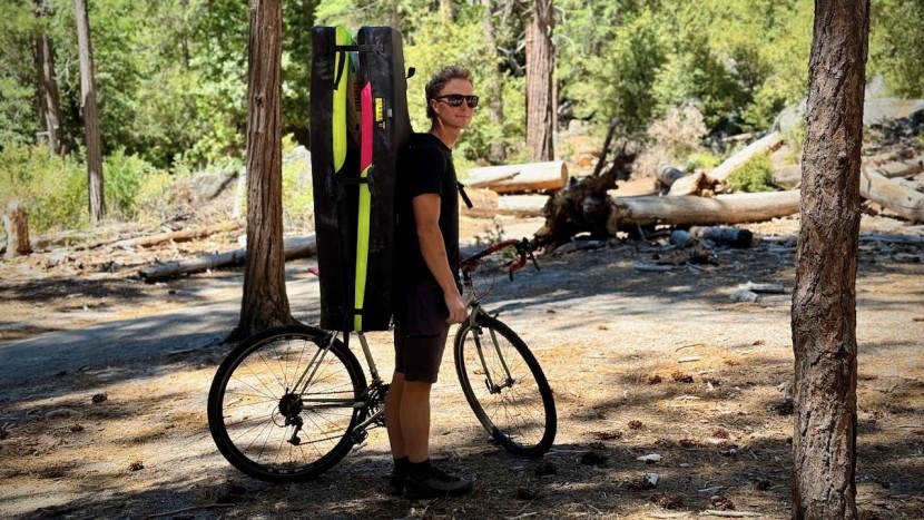 organic 5" thick big pad - four metal buckles effectively secure your essentials within the...