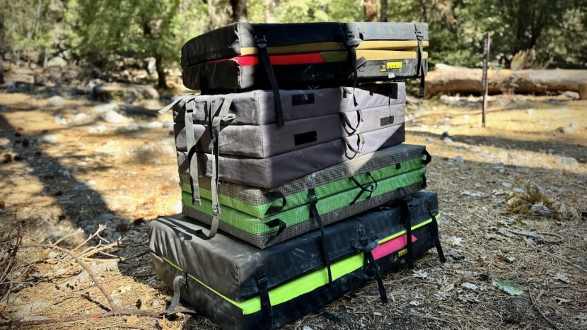 bouldering crash pad - our review includes crash pads of all shapes and sizes.