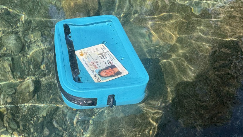 dry bag - the nite-ize hip pack is built ready for your essentials.