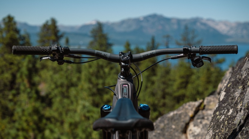 ibis oso 1.1 - nestled into the tob tube, the bosch system controller gives you...