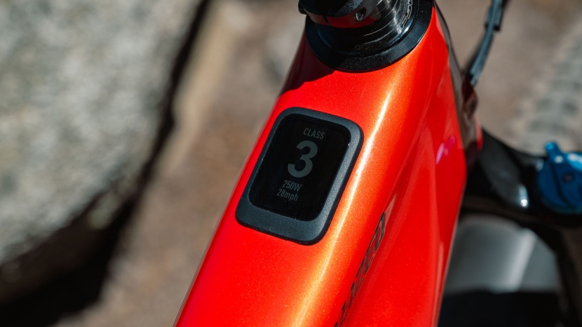 specialized turbo levo 4 comp - the class 3 display is prominent when you have the bike in &quot;commute...
