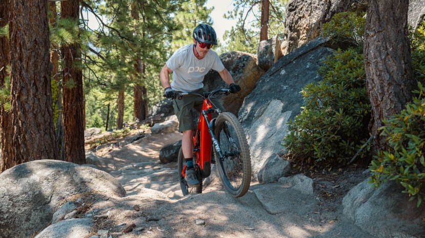 specialized turbo levo 4 comp - point and shoot, the bike wants to climb, and you&#039;re coming along...