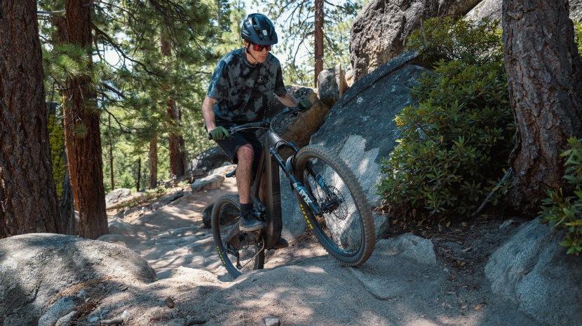 ibis oso 1.1 - like tank tracks to the ground, the oso maintains tremendous traction.