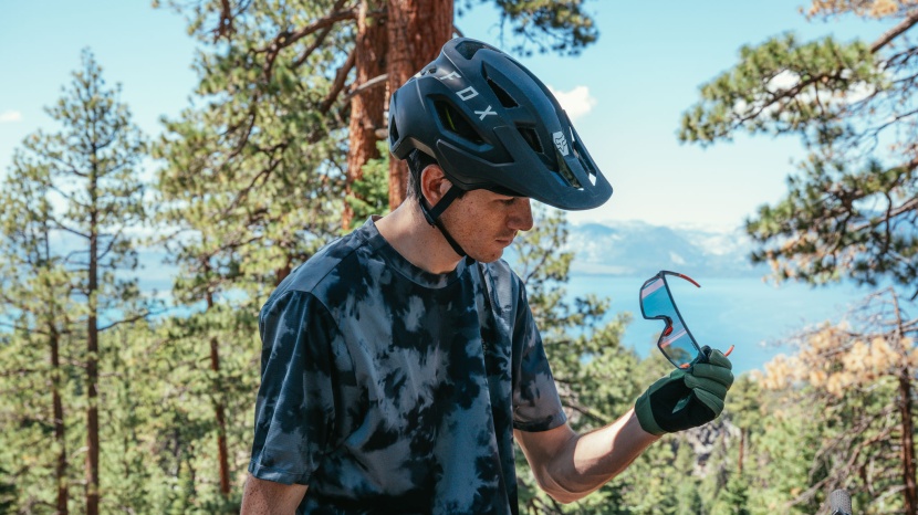 tifosi moab - this is a quality piece of eyewear with good ventilation and quality...