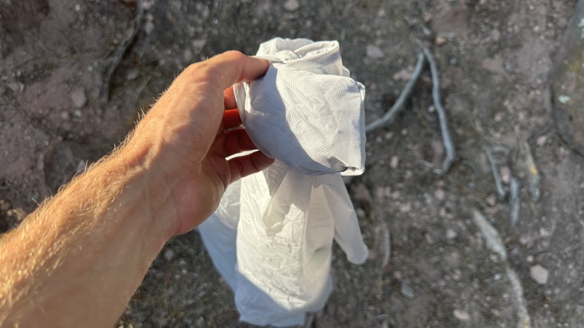 on zero - the on zero packs into a small stretch mesh pocket located under the...