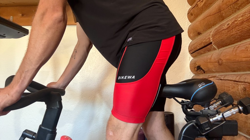 bikewa 3d padded - we like the two-tone look of these shorts, and they come in a...