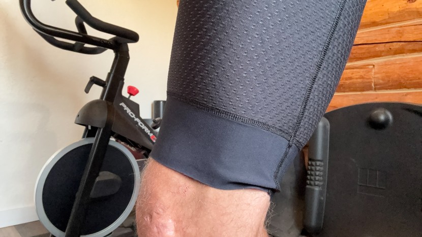 louis garneau carbon 3 bib - like most high-end bike shorts in the test, the carbon 3 bib employs...