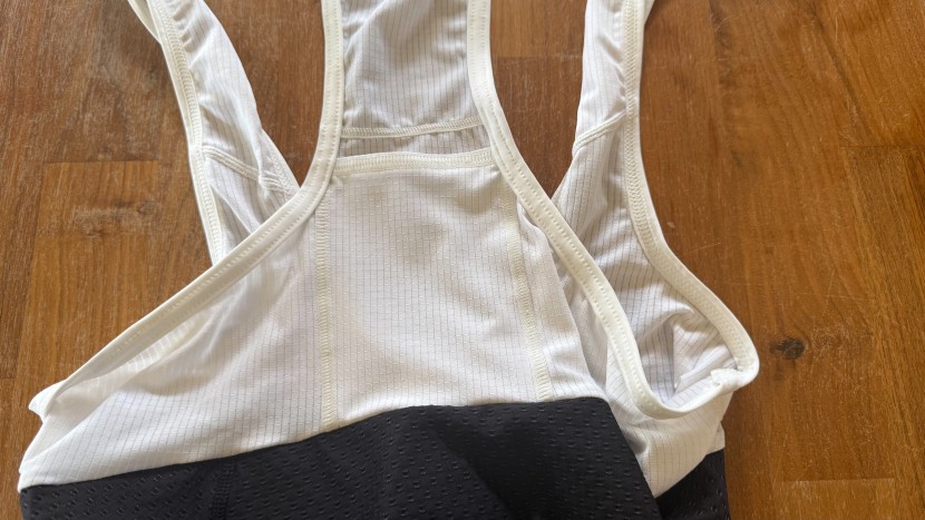 louis garneau carbon 3 bib - one little stash pocket on the carbon 3 bibs helped keep a tool or...