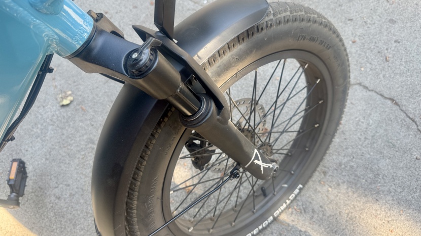 lectric xp4 750 - the suspension fork only has 40mm of travel, but it does a good job...