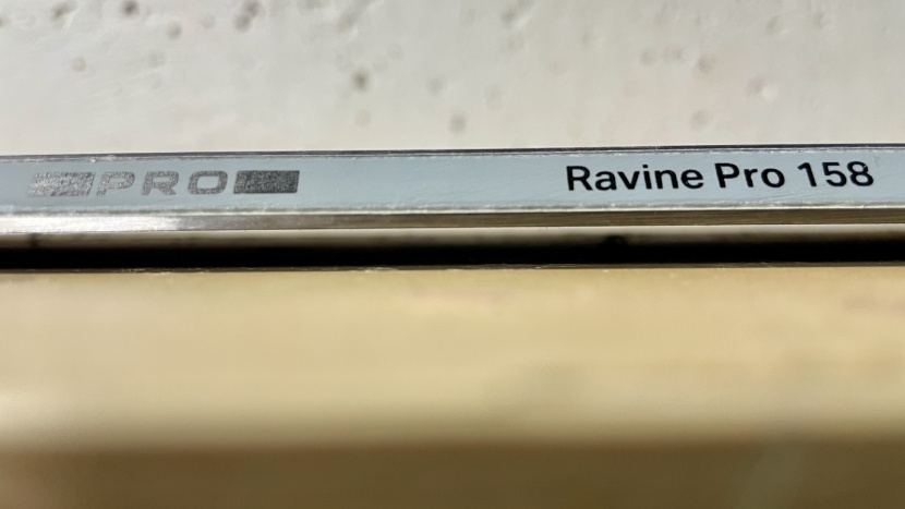 rome ravine pro - its traditional camber is displayed by rising off a flat surface on...