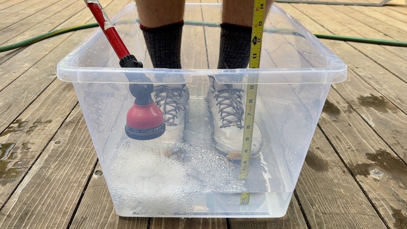 oboz katabatic lt low gtx - if forced to nitpick details, the flood height is about a 1/4" lower...