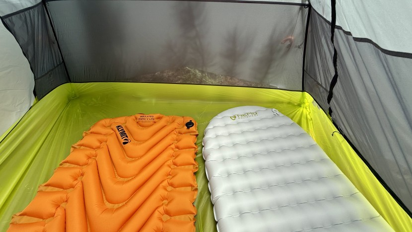klymit static v lite insulated - as you can see, the v-shaped baffles of this klymit pad create...