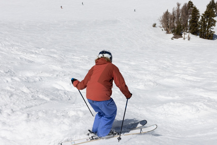 head kore 93 ti w - this is a great introductory ski for exploring mellow moguls.