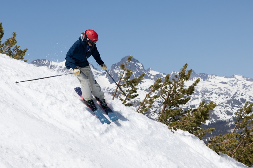 rossignol rallybird soul 102 - a strong construction and reasonable rocker profile help this ski...