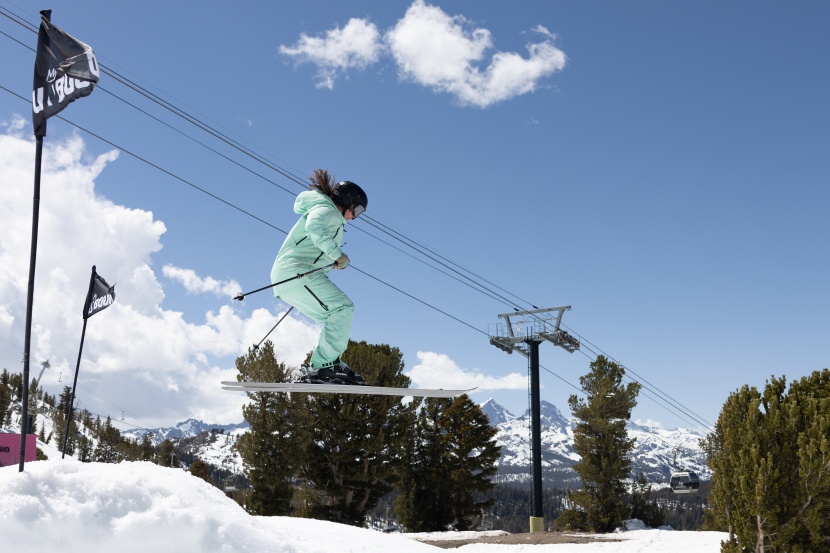 volkl m7 mantra w - if you&#039;re a confident skier who loves to ski fast and take chances...