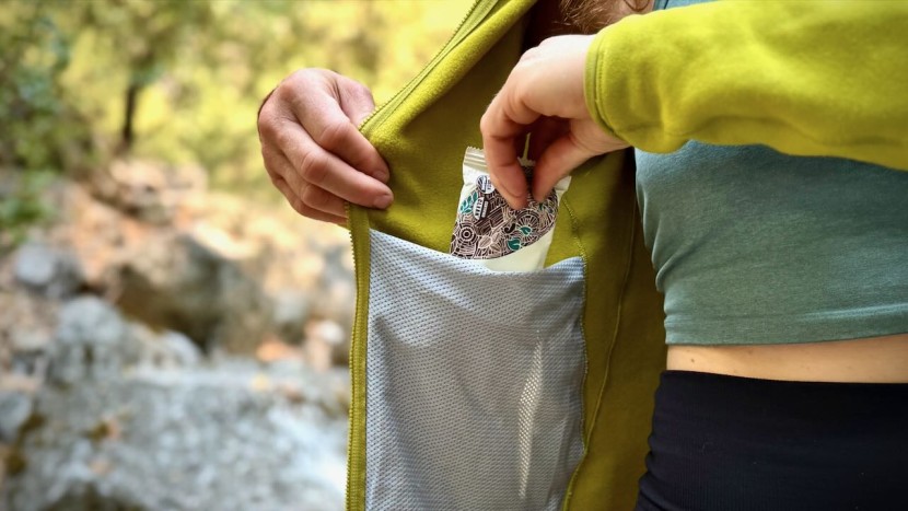 arc'teryx kyanite hoody for women - the mesh-lined pockets of this design help release moisture and...