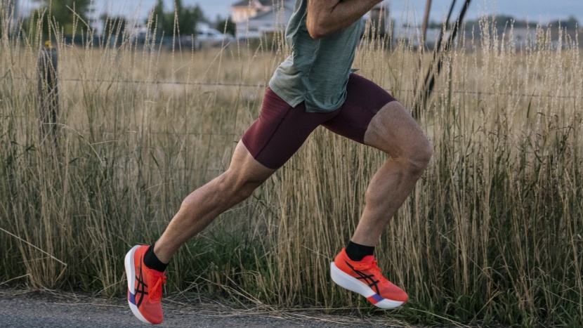 asics metaspeed sky tokyo - these shoes feel phenomenal in a straight line, but pretty sketchy...