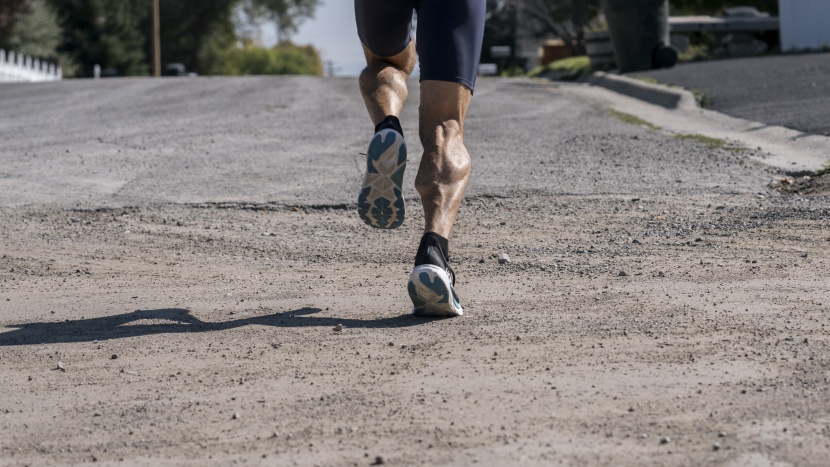 hoka arahi 8 - we found the materials along the back of the heel caused irritation...