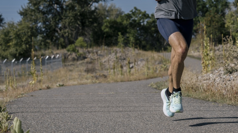 hoka bondi 9 - in this photo you can see how early the toe-box starts to taper to a...
