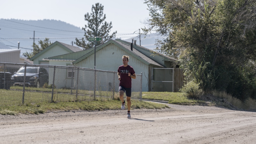 on cloudmonster 2 - the cloudmonster 2 is meant to be an extremely cushioned and...