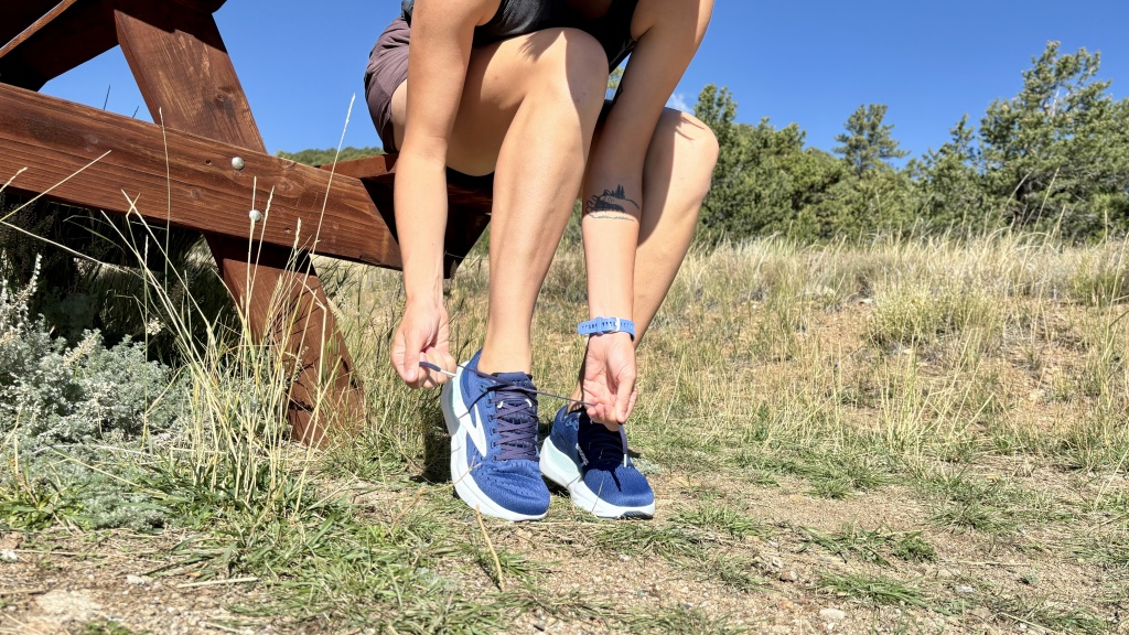 walking shoes womens