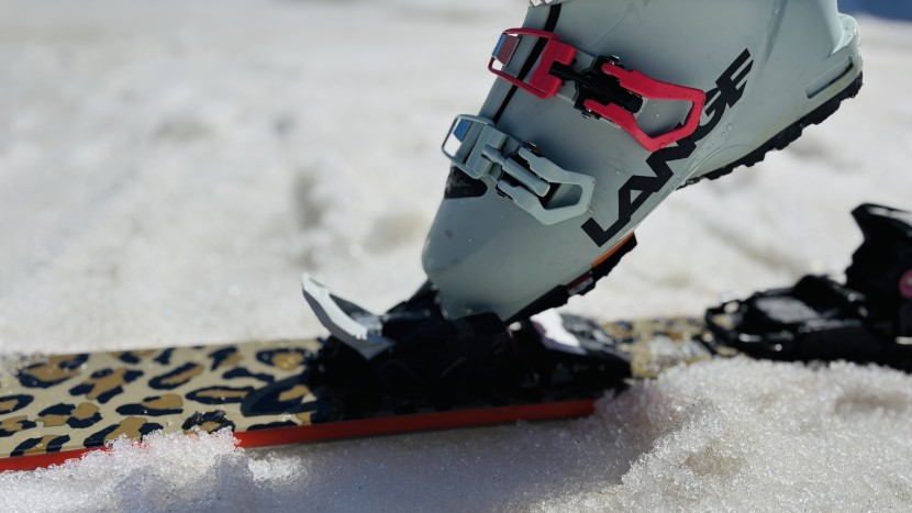 tech toe inserts make these boots compatible with both alpine and...