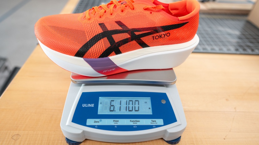 asics metaspeed sky tokyo - the sky tokyo is lighter than some track spikes, with far more...