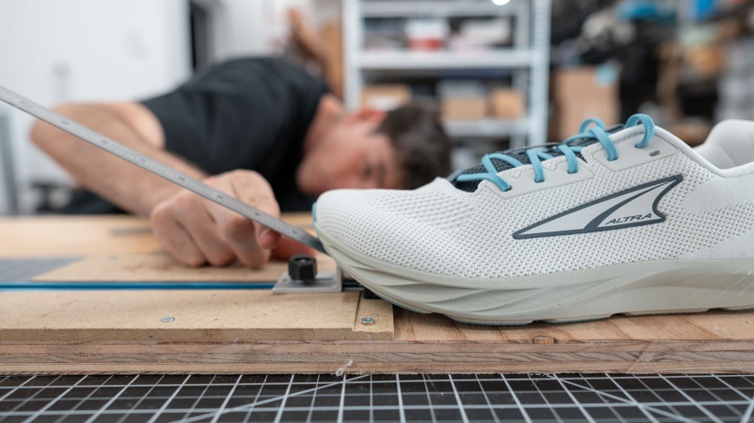 we measured the rocker angle of the escalante 4.