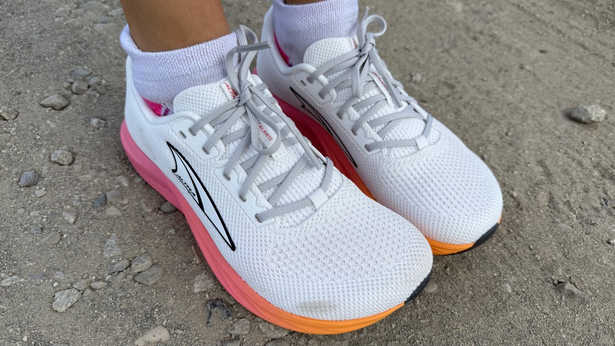 Altra Escalante 4 - Women's Review (The Altra Escalante 4 returns to a simple, lightweight, and stable design, offering low-heel comfort for runners...)
