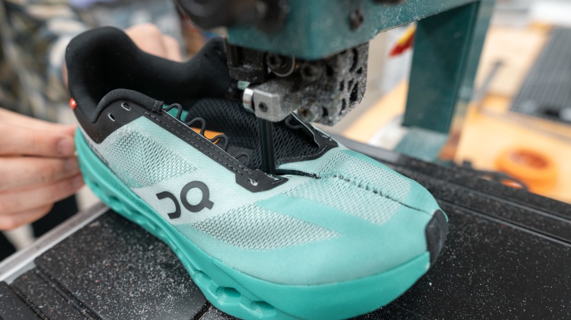 on cloudsurfer next for women - the cloudsurfer next features a comfortable engineered mesh upper...