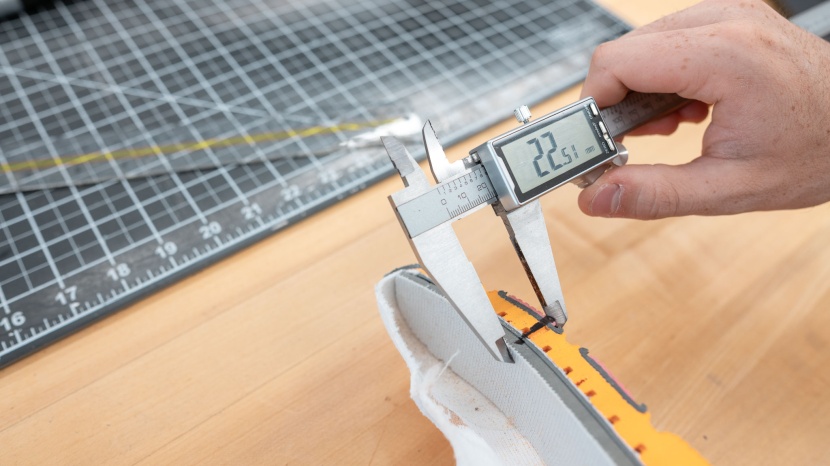 altra escalante 4 for women - this low-to-the-ground, minimally cushioned shoe delivers light...