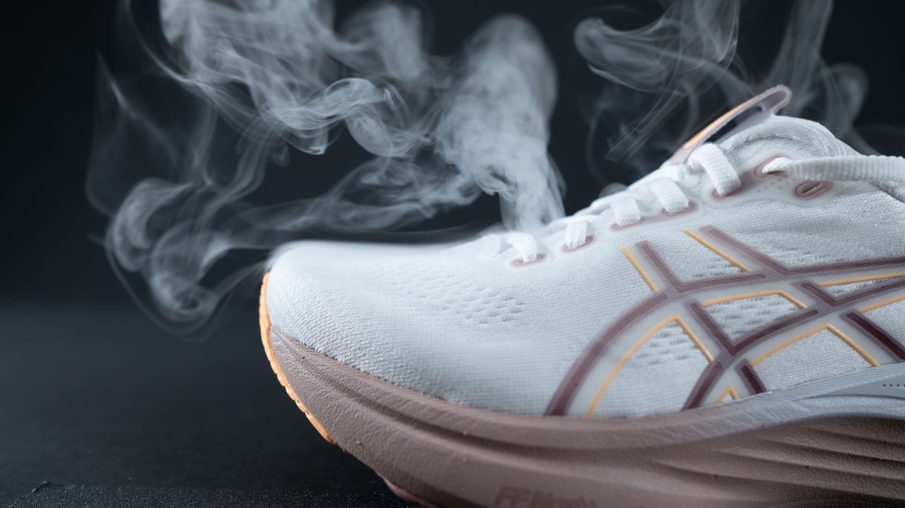 asics gel-kayano 32 for women - the upper of the gel-kayano 32 is more breathable than some...