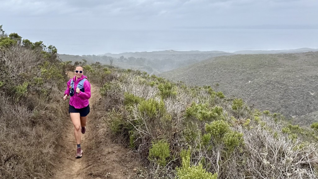 brooks canopy for women - the brooks canopy is an easy-breezy jacket to pack for variable days...