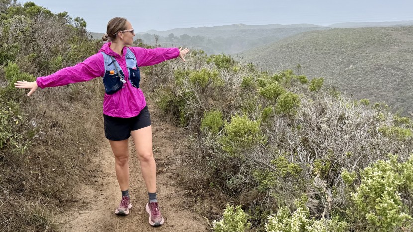 brooks canopy for women - the canopy is an ideal jacket for tackling foggy trails.