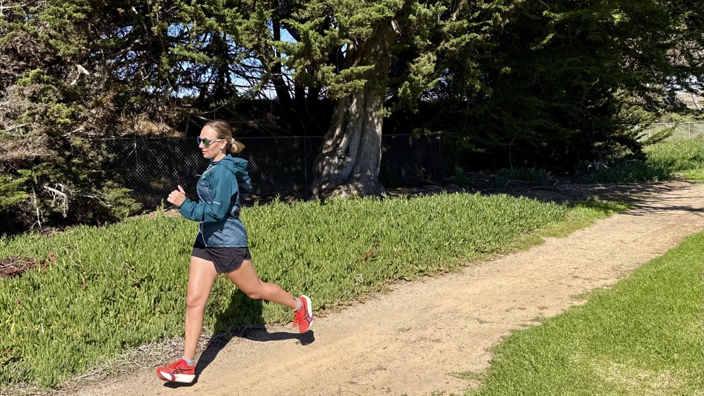 asics fujitrail packable for women - ready for anything, the fujitrail is one of our go-to...