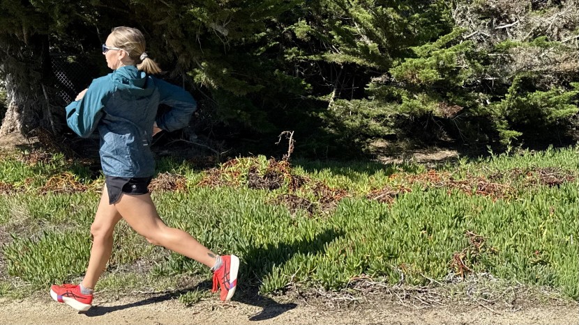 asics fujitrail packable for women - the mobility of the fujitrail&#039;s fabric is comfortable in both fast...