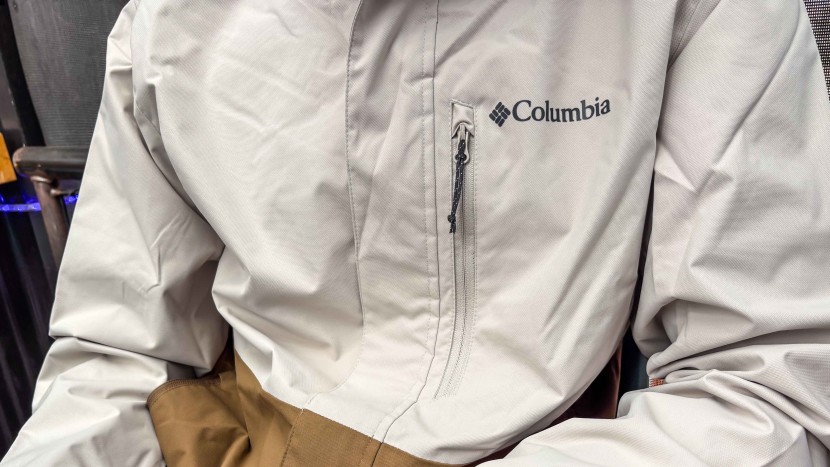 columbia hikebound ii - this jacket offers a nice aesthetic for social hangs. pictured here...