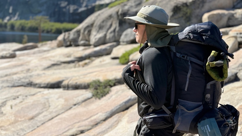 sun hat - the sahara&#039;s flexible brim is compatible with large packs.