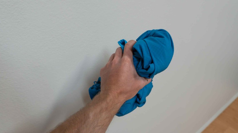 the north face tek approach - at 11.3 ounces, this is a fairly light layer, but we really...