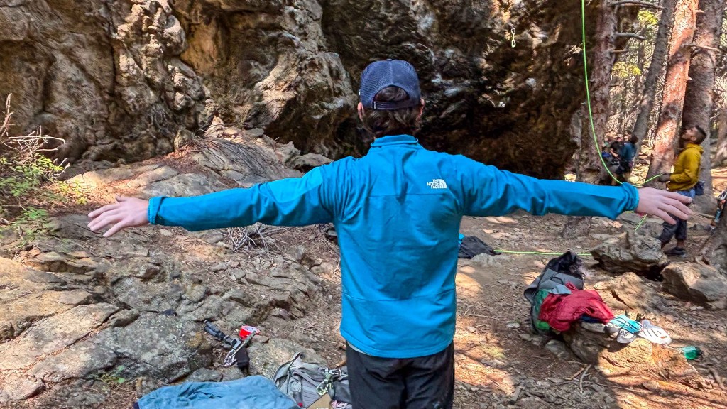 the north face tek approach - this hoodless softshell was comfy and offered great mobility for a...