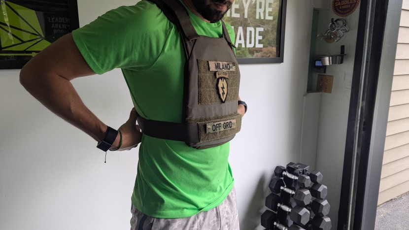 rogue plate carrier - cinching the waist band tight holds the vest close to your torso and...