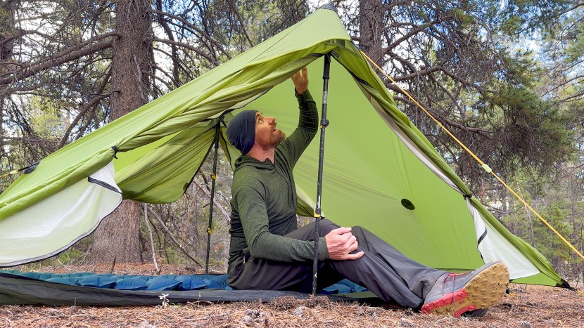 our 5'11" lead ultralight tent tester haad no trouble sitting...