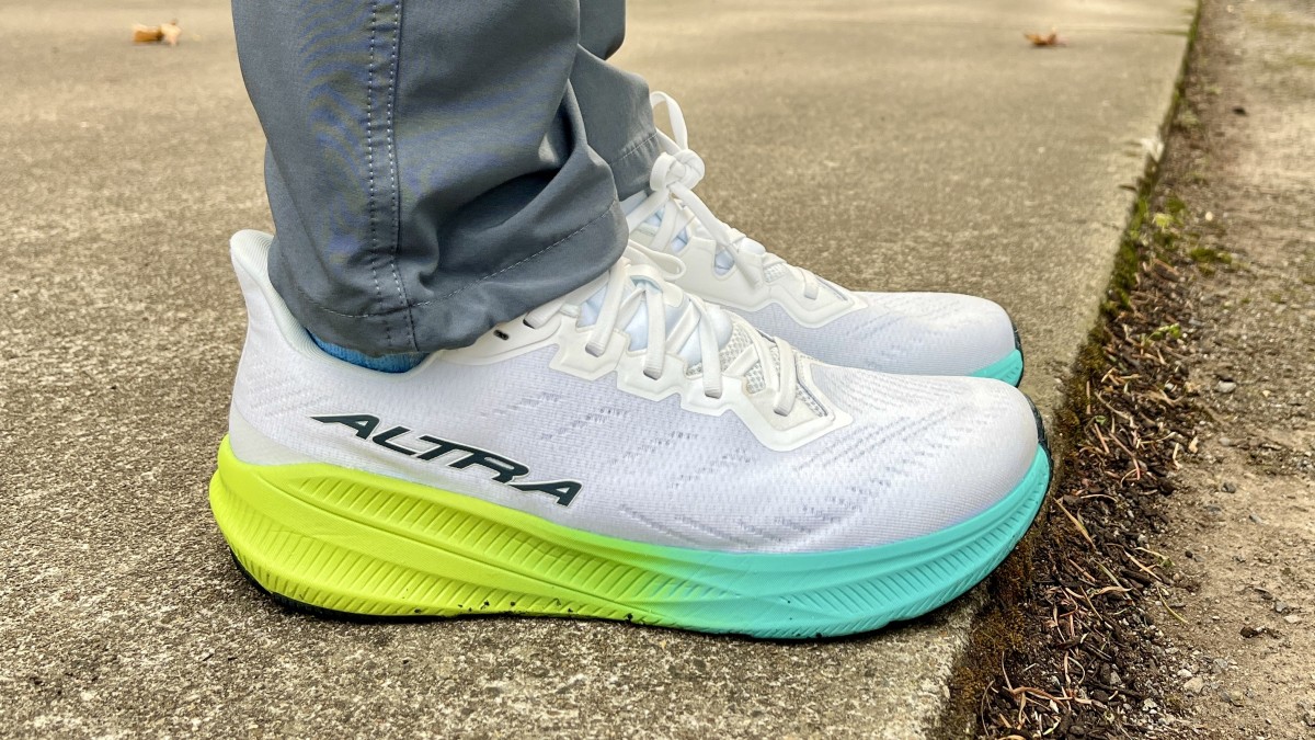 Altra Experience Flow 2 Review (The Altra Experience Flow 2 is exquisitely comfortable and lightweight.)
