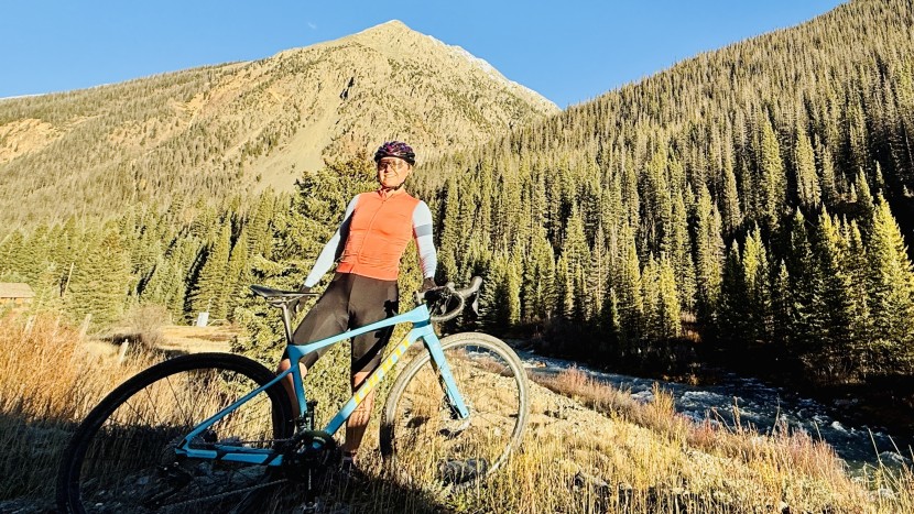 endura fs260 dropseat bib shorts for women - classic streamlined style, but nothing too standout.