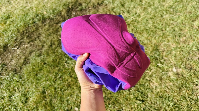 heathyoga 4d padded - the women's specific chamois with gel inserts and "4d" shape.