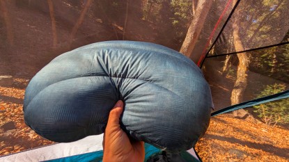therm-a-rest air head down pillow