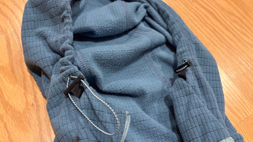mountain hardwear summit grid hoody - while this wasn&#039;t the warmest layer, the adjustable hood greatly...