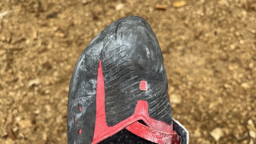 la sportiva solution comp for women - you can see how the toe of the solution comp is relatively pointed.